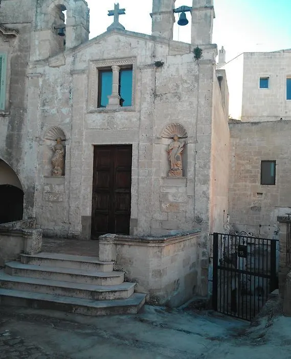 Stone Rooms-1